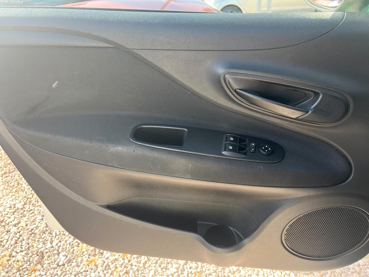 Fiat Punto 1.4 8V 5 porte Natural Power Lounge 2015