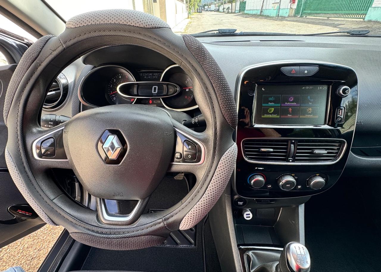 Renault Clio 1.5 dCi Costume national