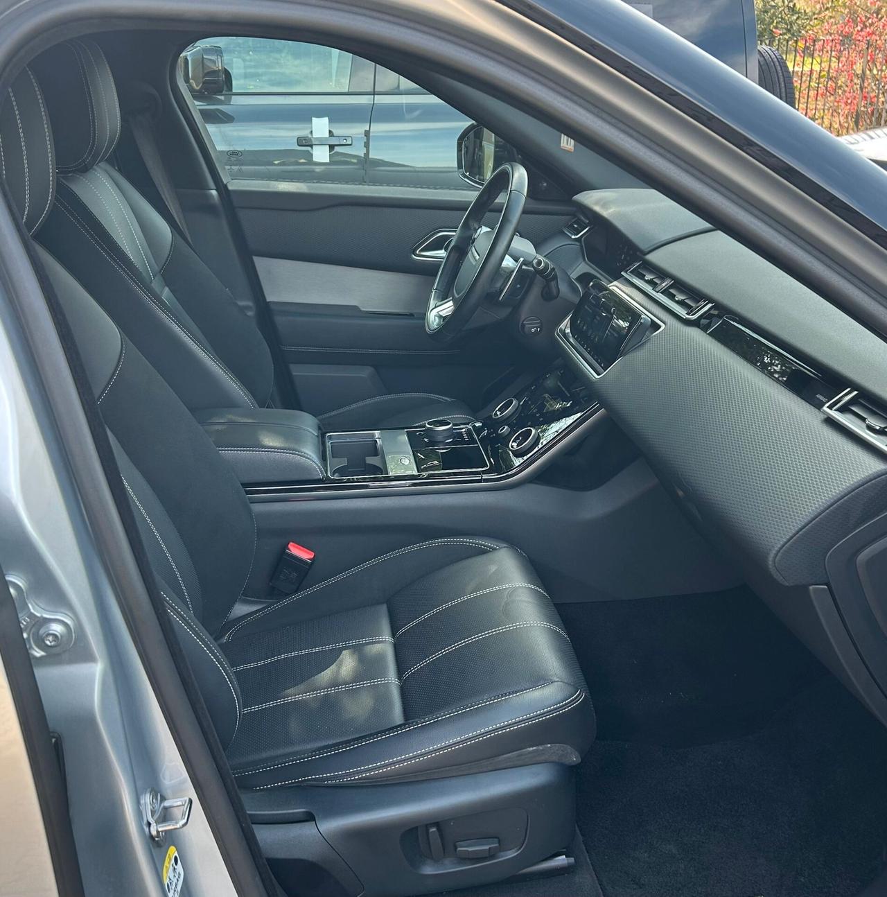 Land Rover Range Velar 2.0D I4 240 CV R-Dynamic S