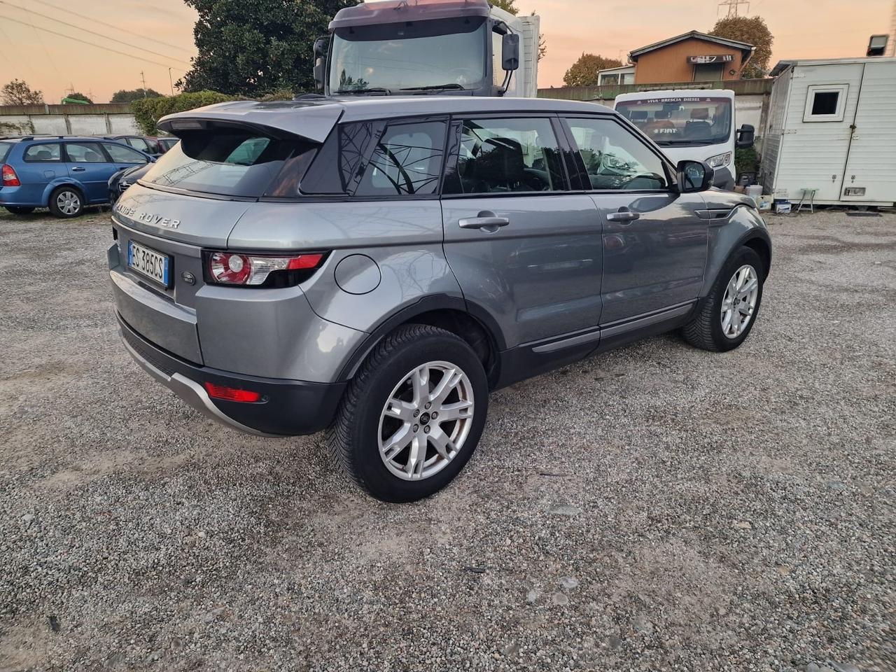 Land Rover Range Evoque 2.2 TD4 5p. Prestige