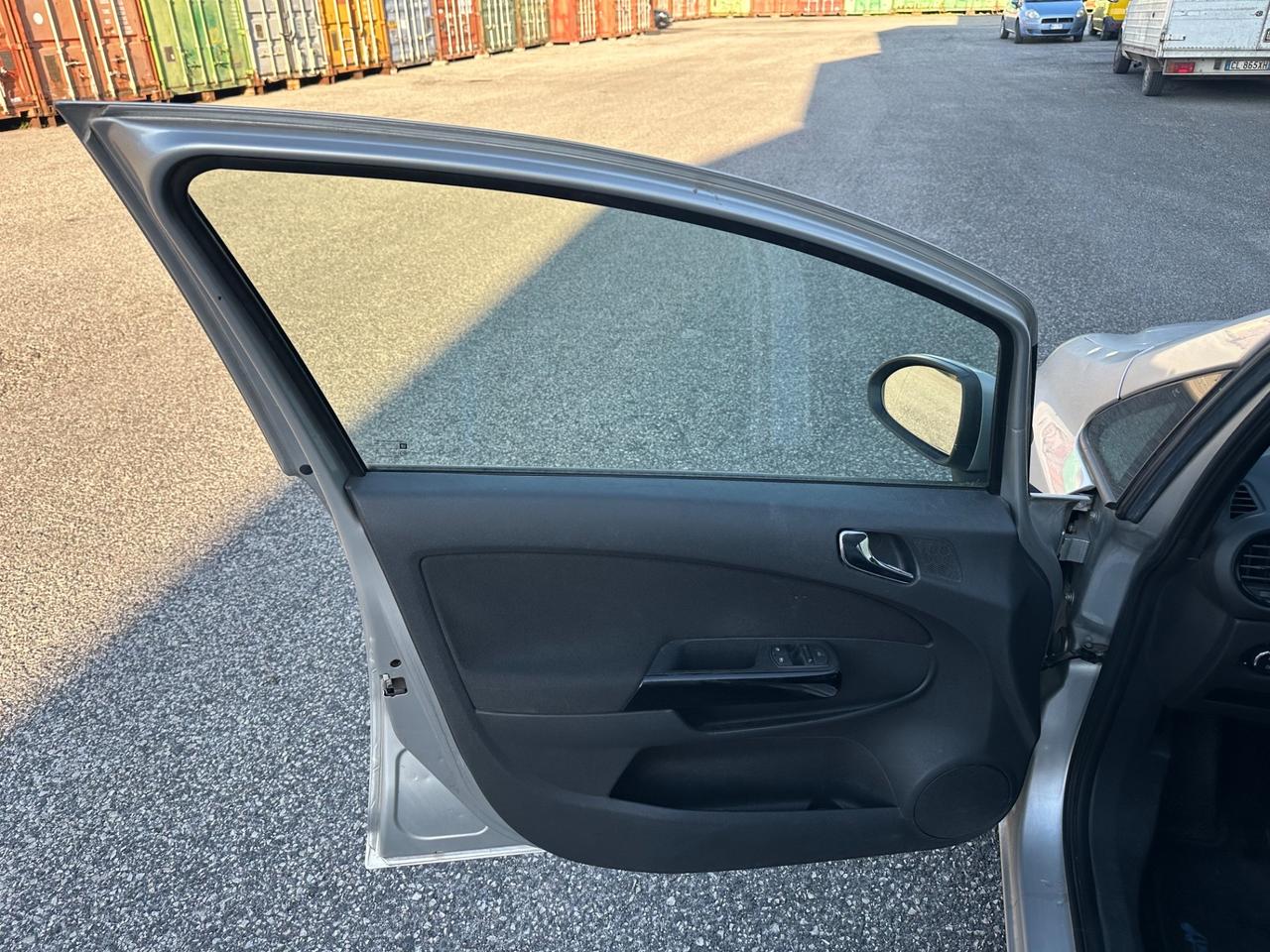 Opel Corsa 1.2 85CV 5 porte GPL-TECH One NEOPATENTATI