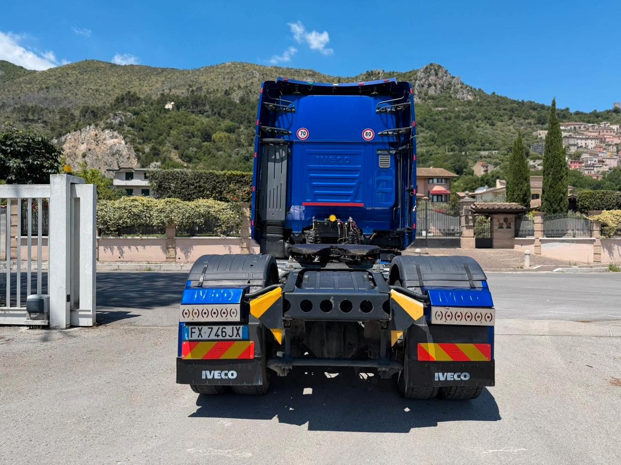 IVECO HI WAY 500