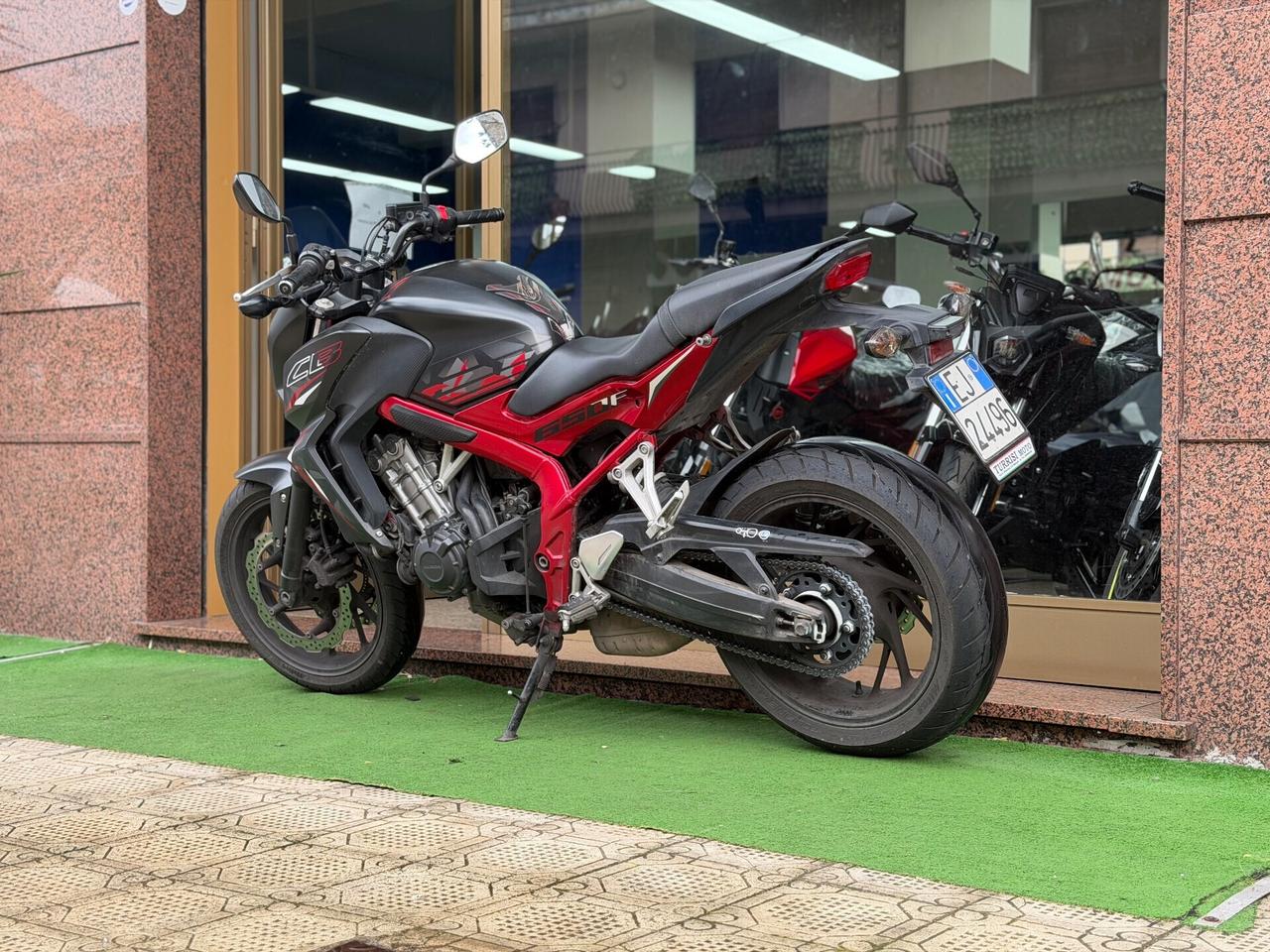 Honda CB 650 F tua a soli 48€