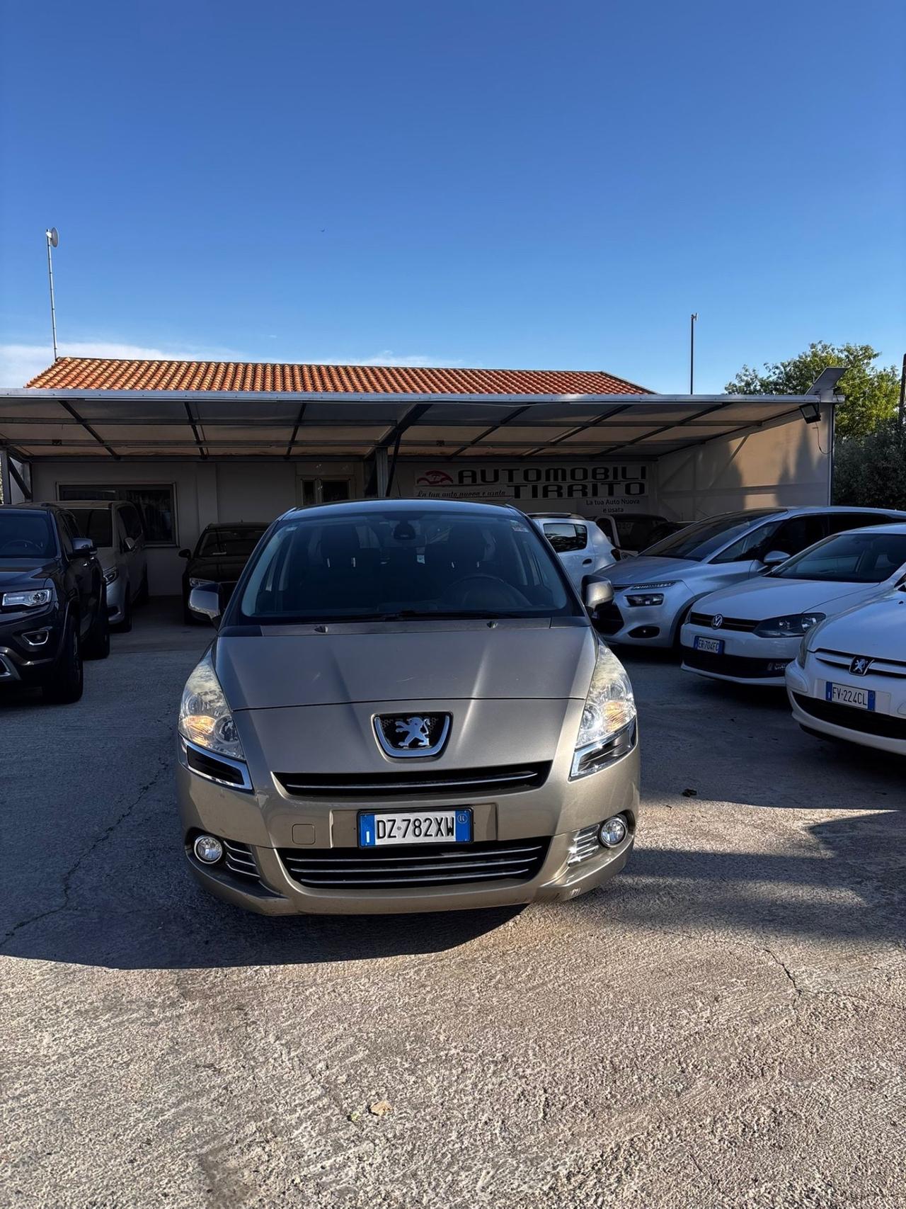 Peugeot 5008 2.0 HDi 150CV Business