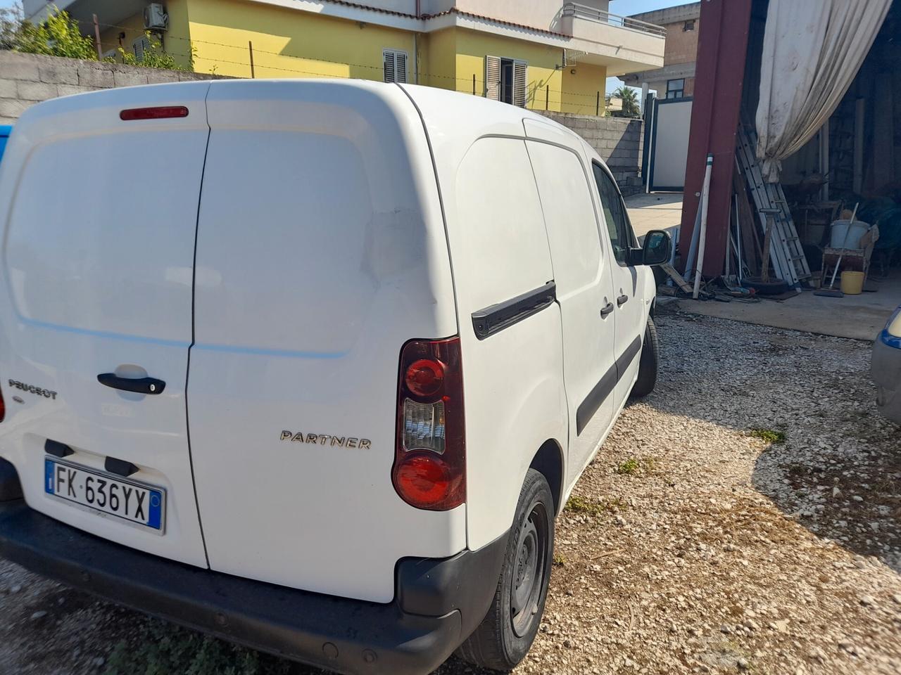 Peugeot Partner 1.6 100CV 3 posti anno 2017