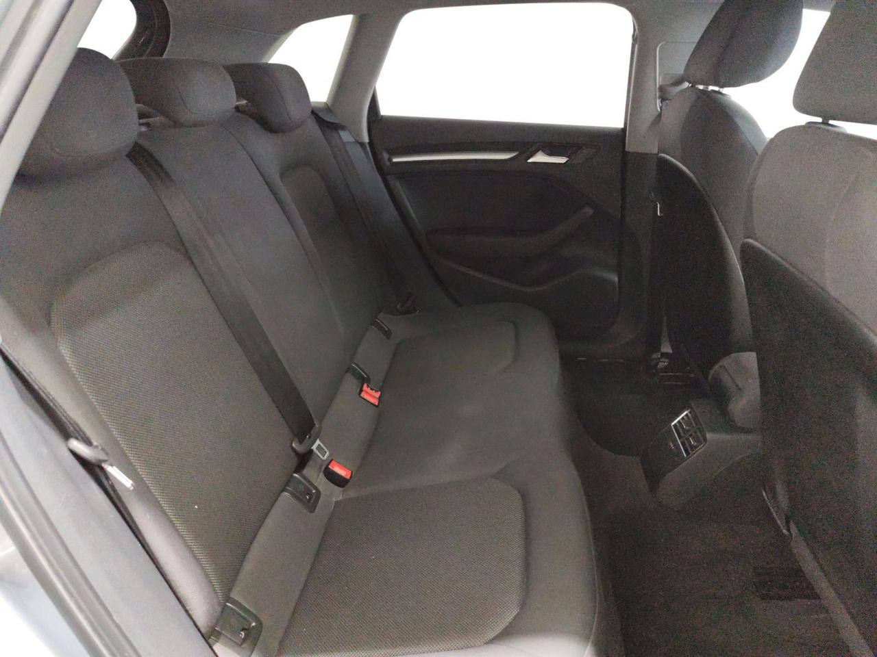 Audi A3 Sportback 30 1.5 g-tron Business 131cv