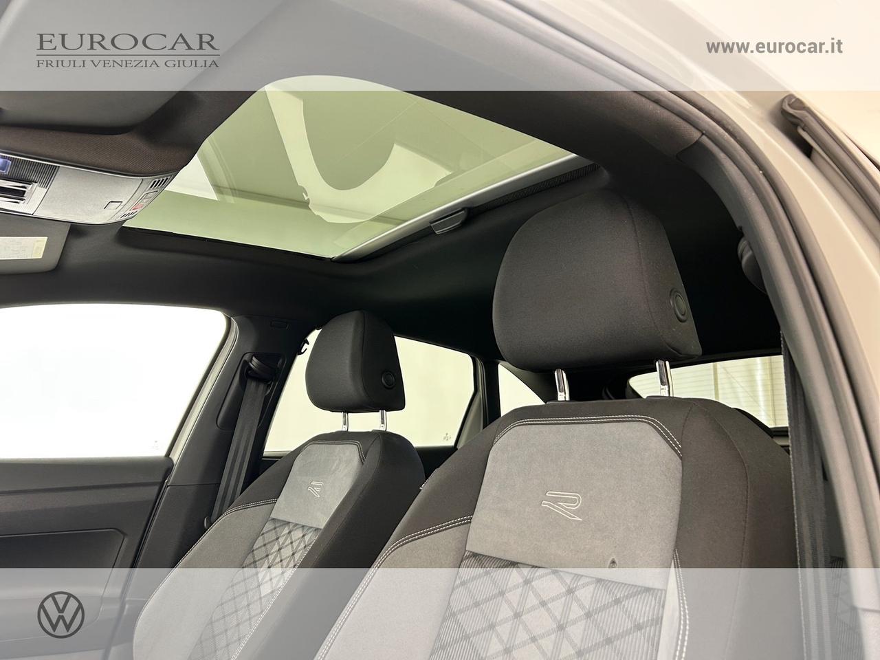 Volkswagen Taigo 1.0 tsi r-line 110cv
