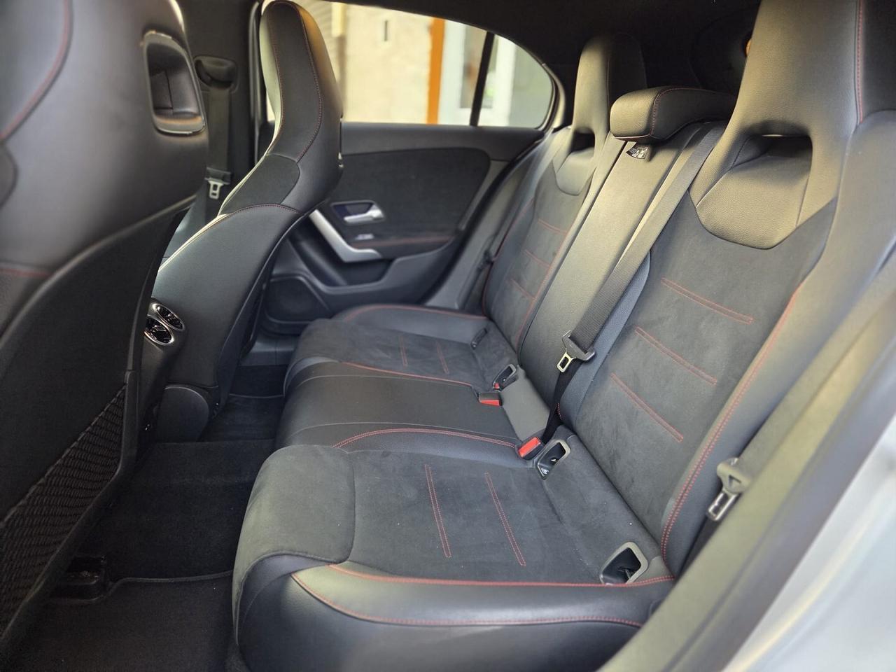 CLASSE A 180 d PREMIUM 2021 AMG solo 60.000Km