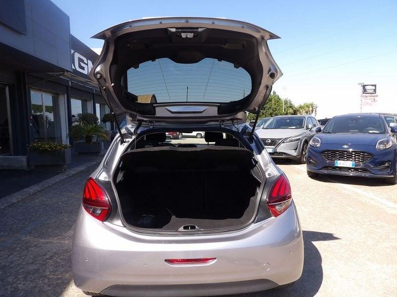 Peugeot 208 Signature PureTech 82cv S/S