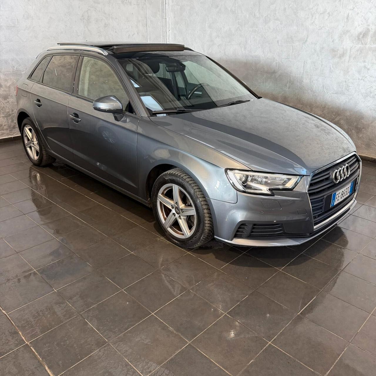 Audi A3 SPB 1.6 TDI S-TRONIC