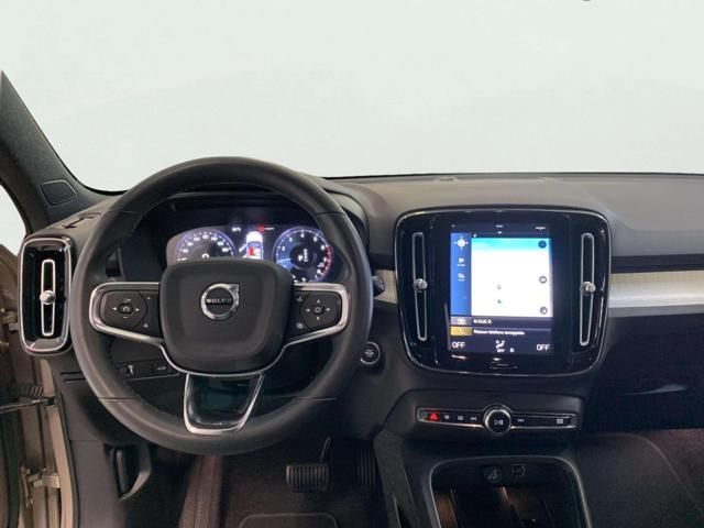 VOLVO XC40 T2 automatico Core