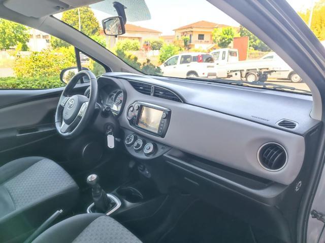 TOYOTA Yaris 1.0 5 porte Active