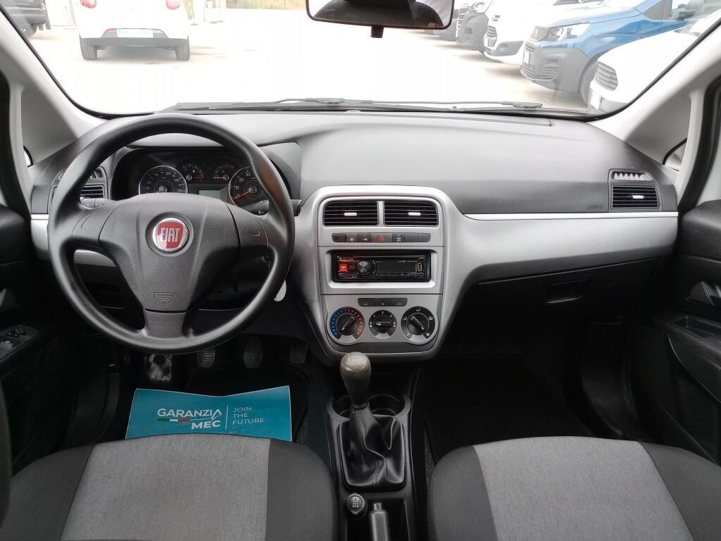 Fiat Punto 1.3 MJT II 75 CV 5 porte Street N1