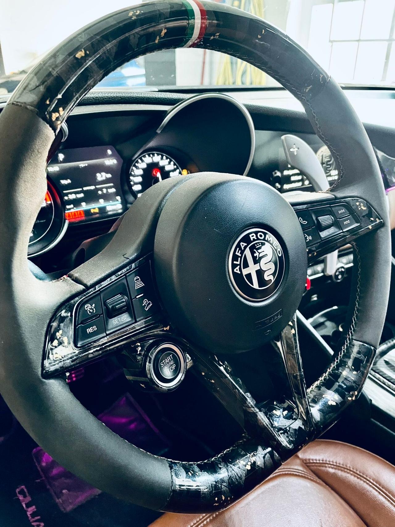 Alfa Romeo Giulia 2.2 Turbodiesel 180 CV AT8 Business Sport Launch Ed.