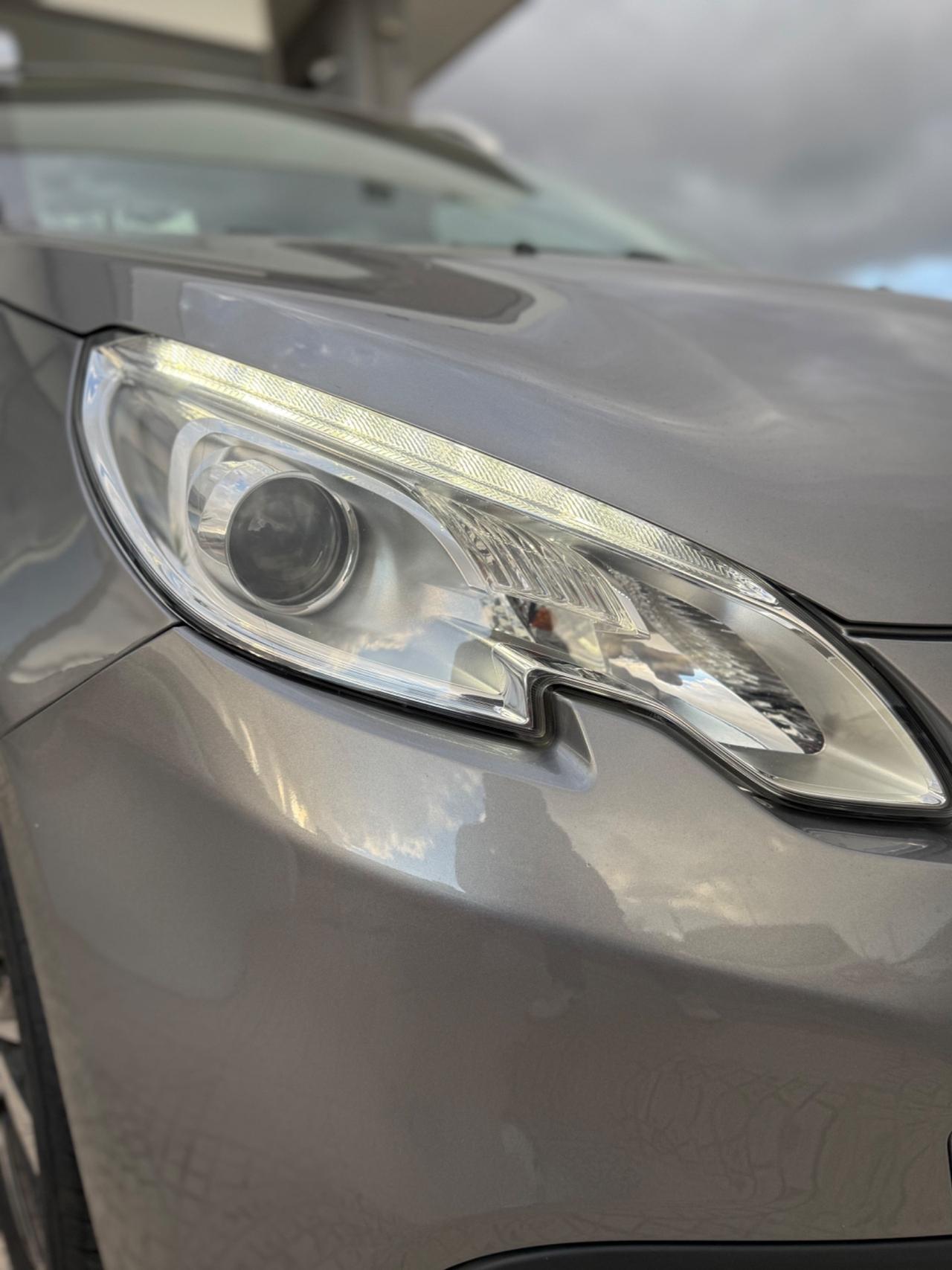 Peugeot 2008 1.6 e-HDi 92 CV Stop&Start