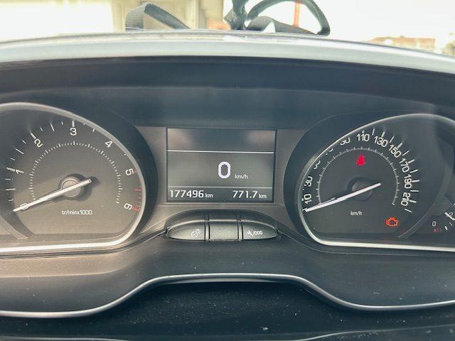 PEUGEOT 208 1° serie BlueHDi 100 5 porte Allure UNICO PROPRIET