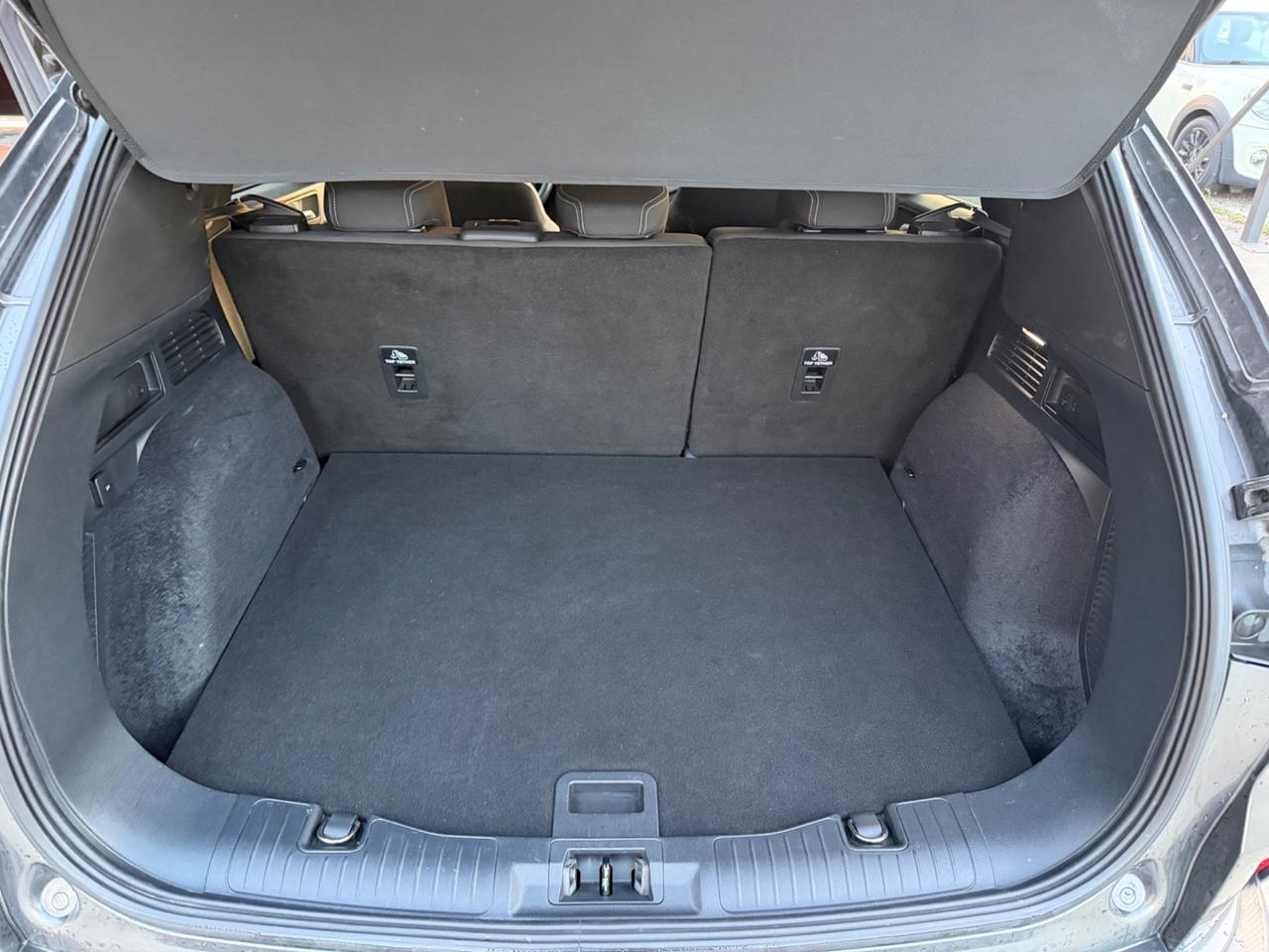 Ford Kuga 2.0 EcoBlue Hybrid 150 CV 2WD ST-Line