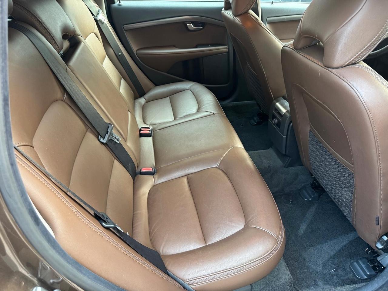 Volvo XC 70 D4 AWD Geartronic Momentum*EURO5B*FULL