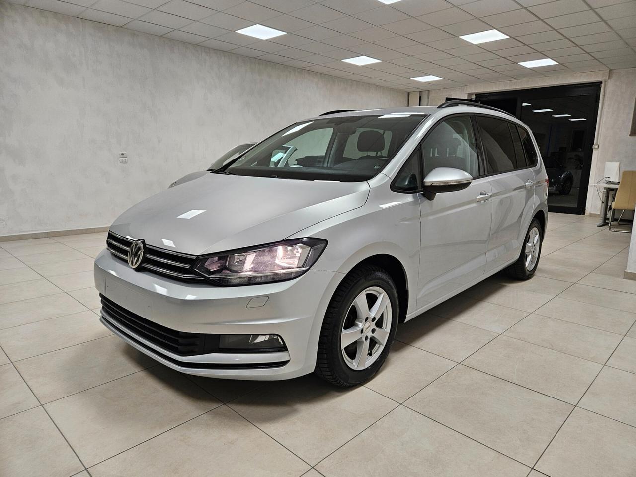 Volkswagen Touran 2.0 TDI 115 CV SCR Business BlueMotion Technology