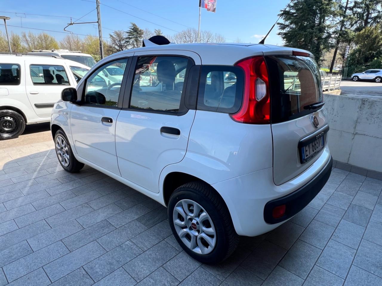 Fiat Panda 0.9 TwinAir Turbo Natural Power Lounge