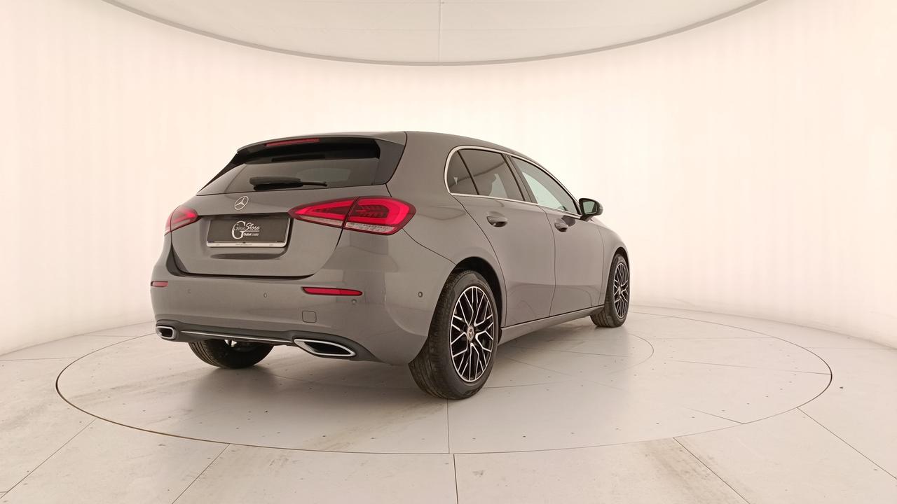 Mercedes-Benz Classe A - W177 2018 - A 180 Sport auto