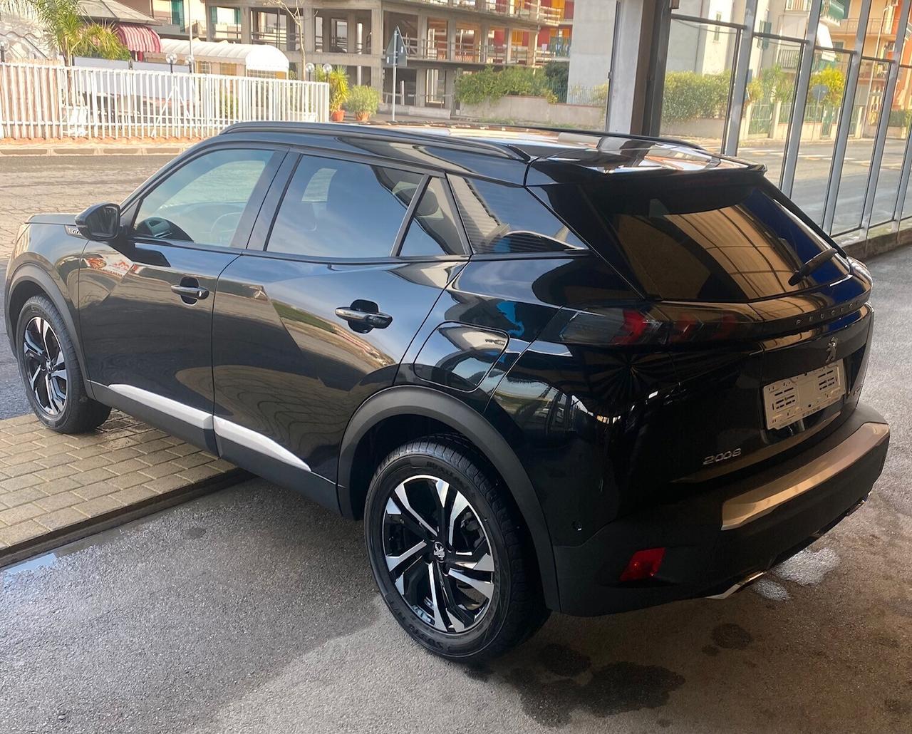 Peugeot 2008 PureTech 130 S&S GT