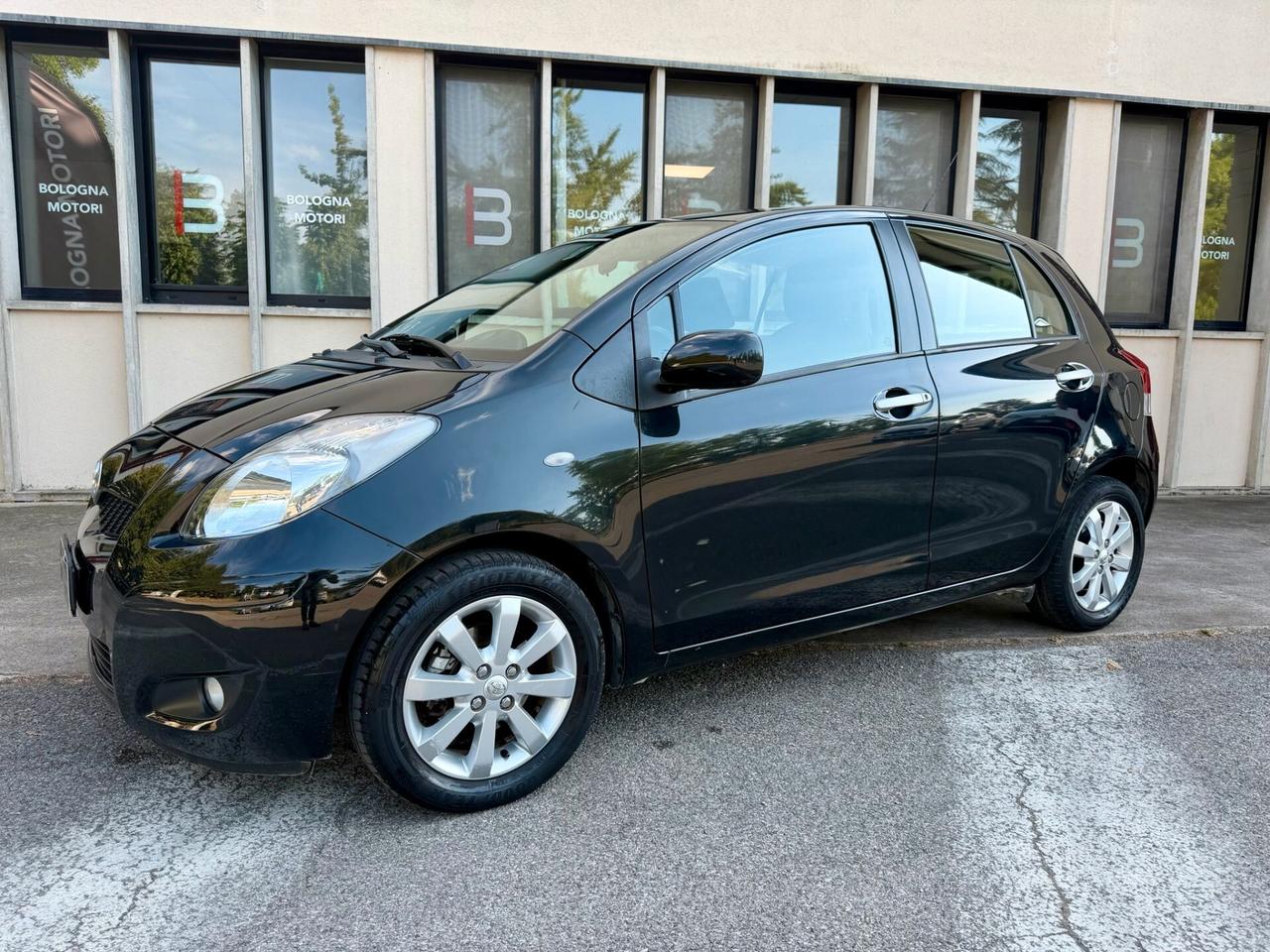 Toyota Yaris 1.3 5 porte Sol