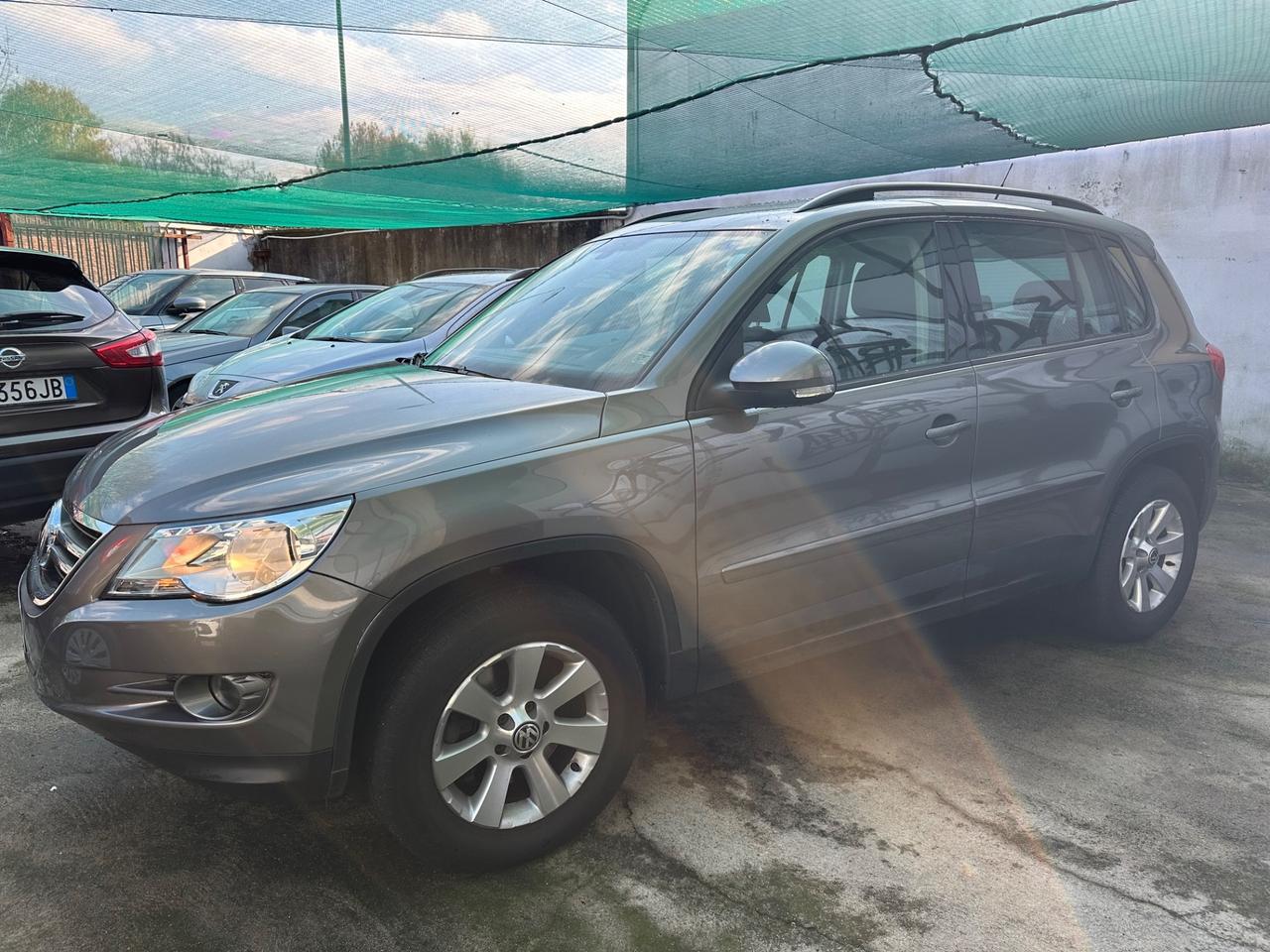 Volkswagen Tiguan 2.0 TDI DPF 4MOTION tiptronic Sport & Style