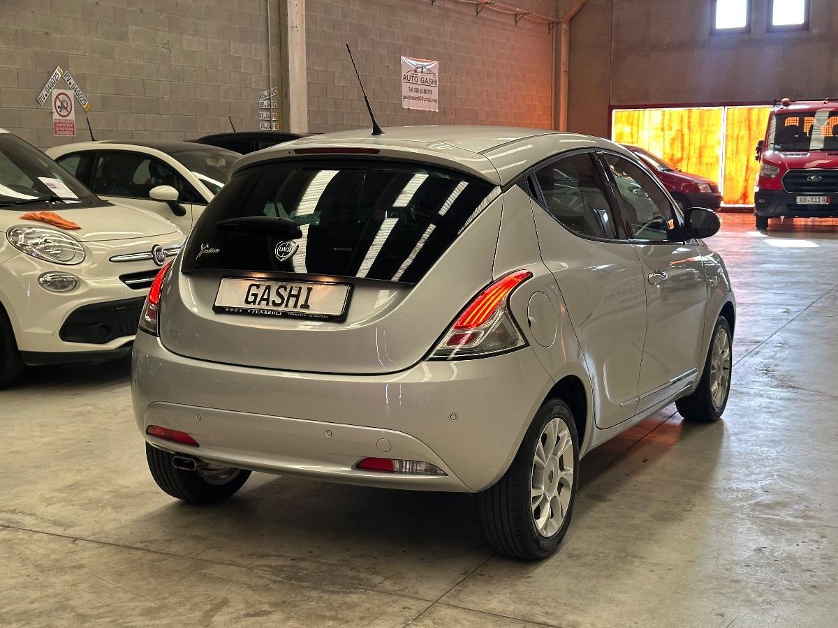 LANCIA - Ypsilon - 1.2 69 CV 5p. Platinum
