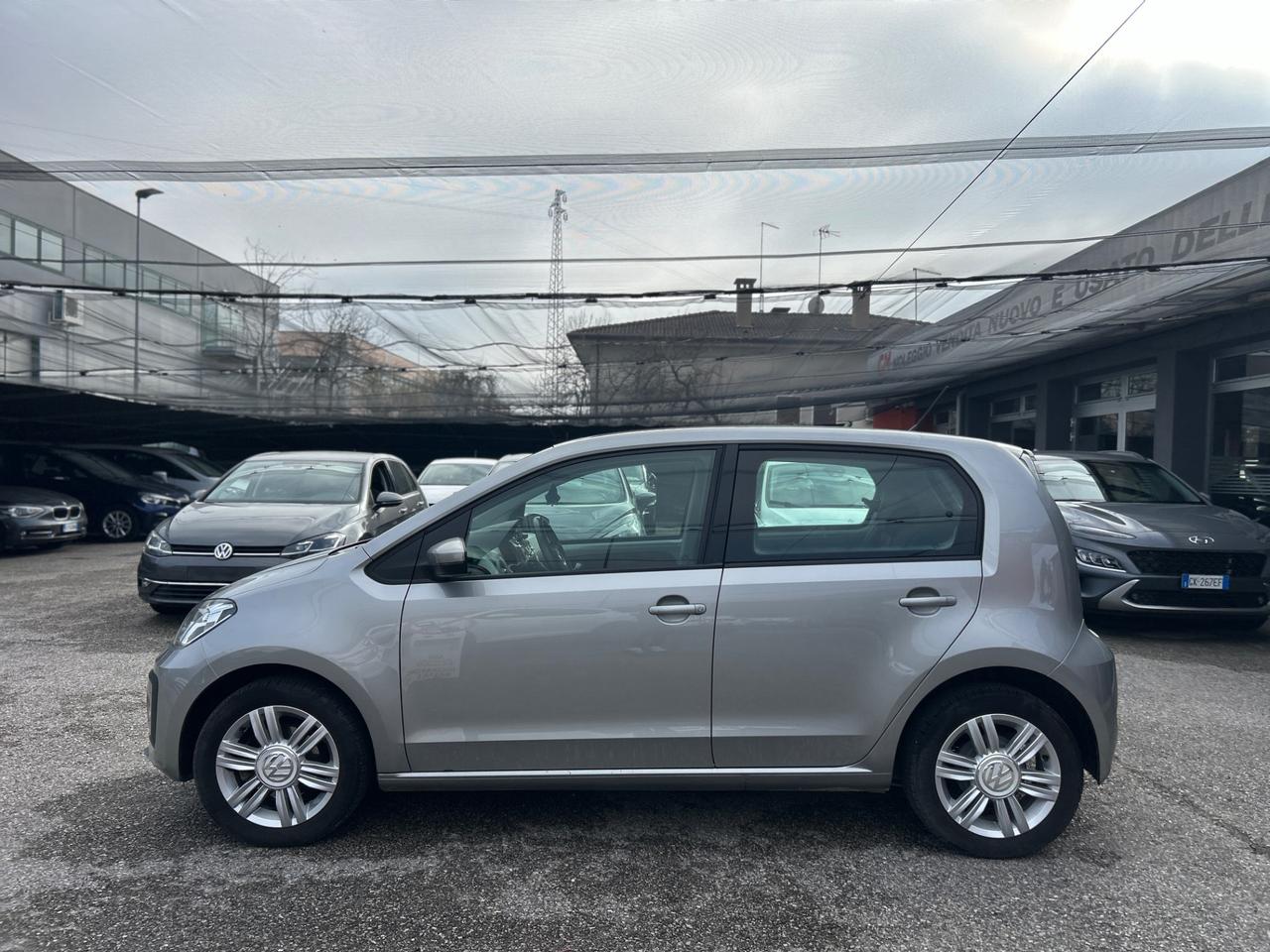Volkswagen up! 5 Porte up! 5p 1.0 High up! 75cv