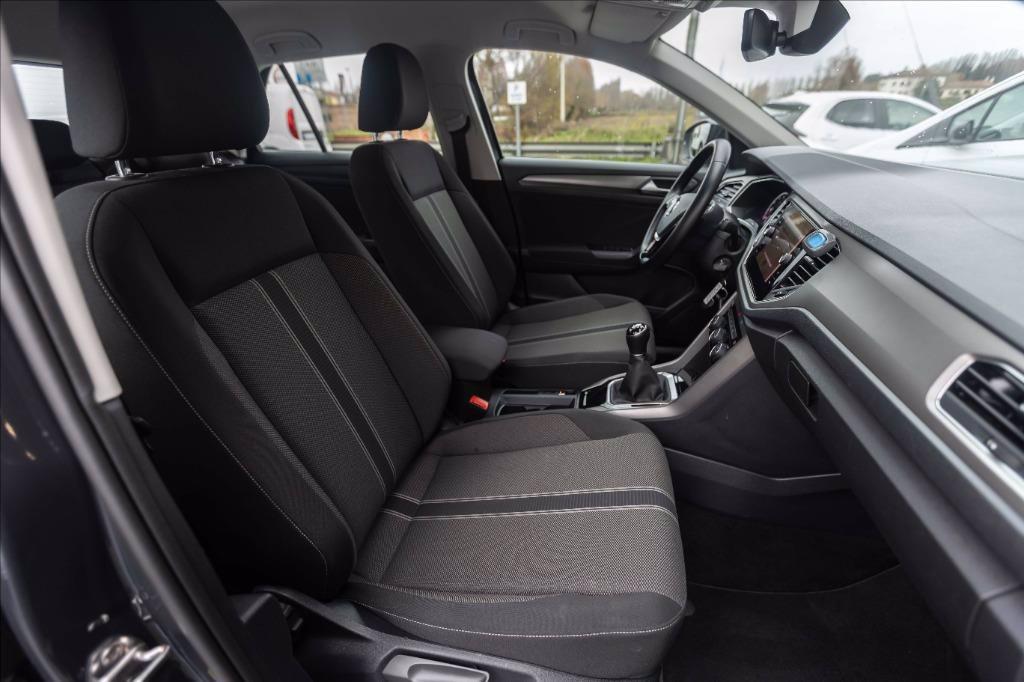 VOLKSWAGEN T-Roc 1.0 tsi Style 110cv del 2021