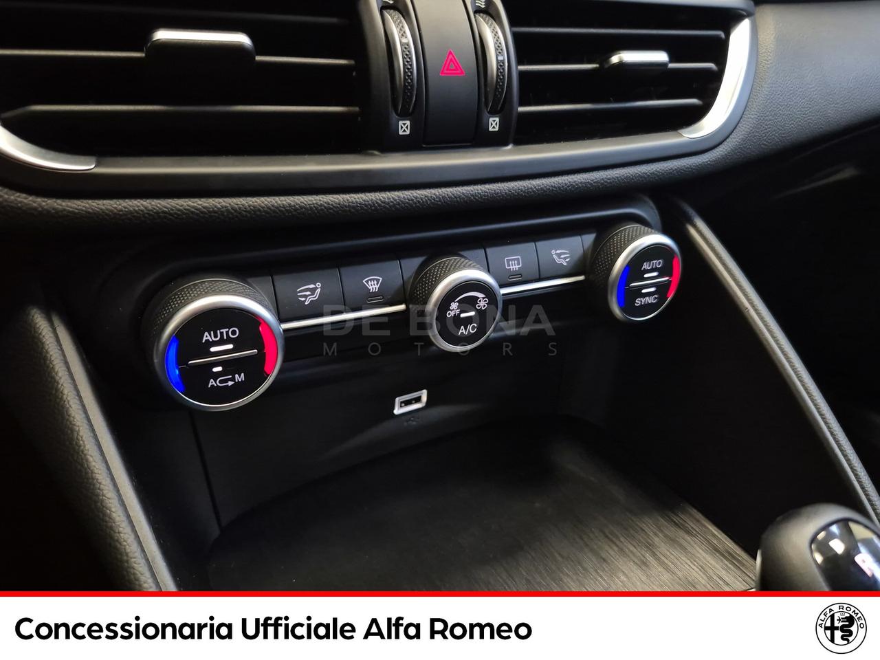 Alfa Romeo Giulia 2.2 t business 136cv auto