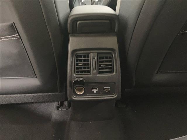 RENAULT Captur 1.5 Blue dCi 115cv Intens EDC