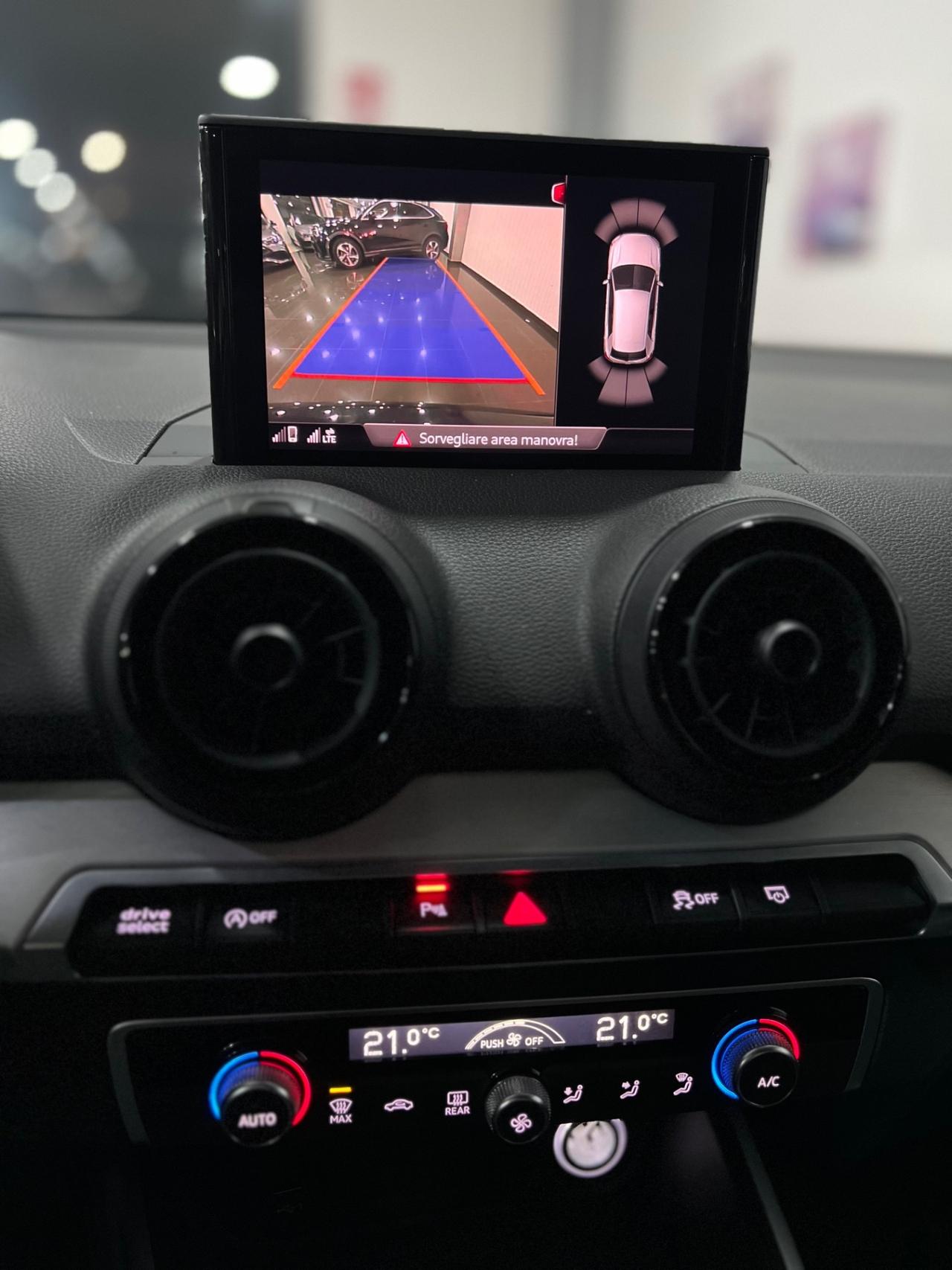 Audi Q2 1.6 TDI S -Tronic S Line 116 cv