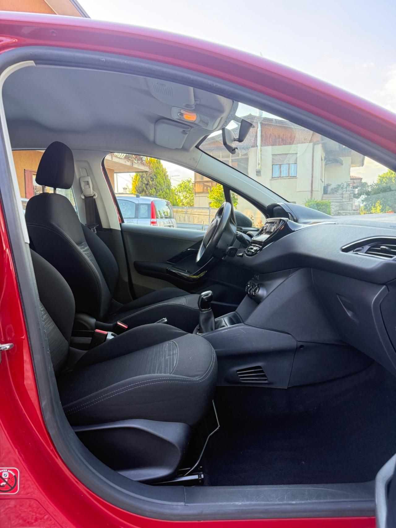 Peugeot 208 1.2 VTi 82 CV 5 porte Access