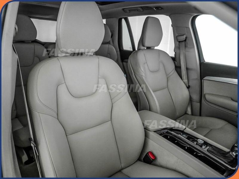 Volvo XC90 D5 AWD Geartronic Momentum