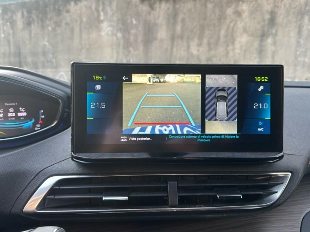 Peugeot 3008 1.6 HYbrid GT Pack e-EAT8