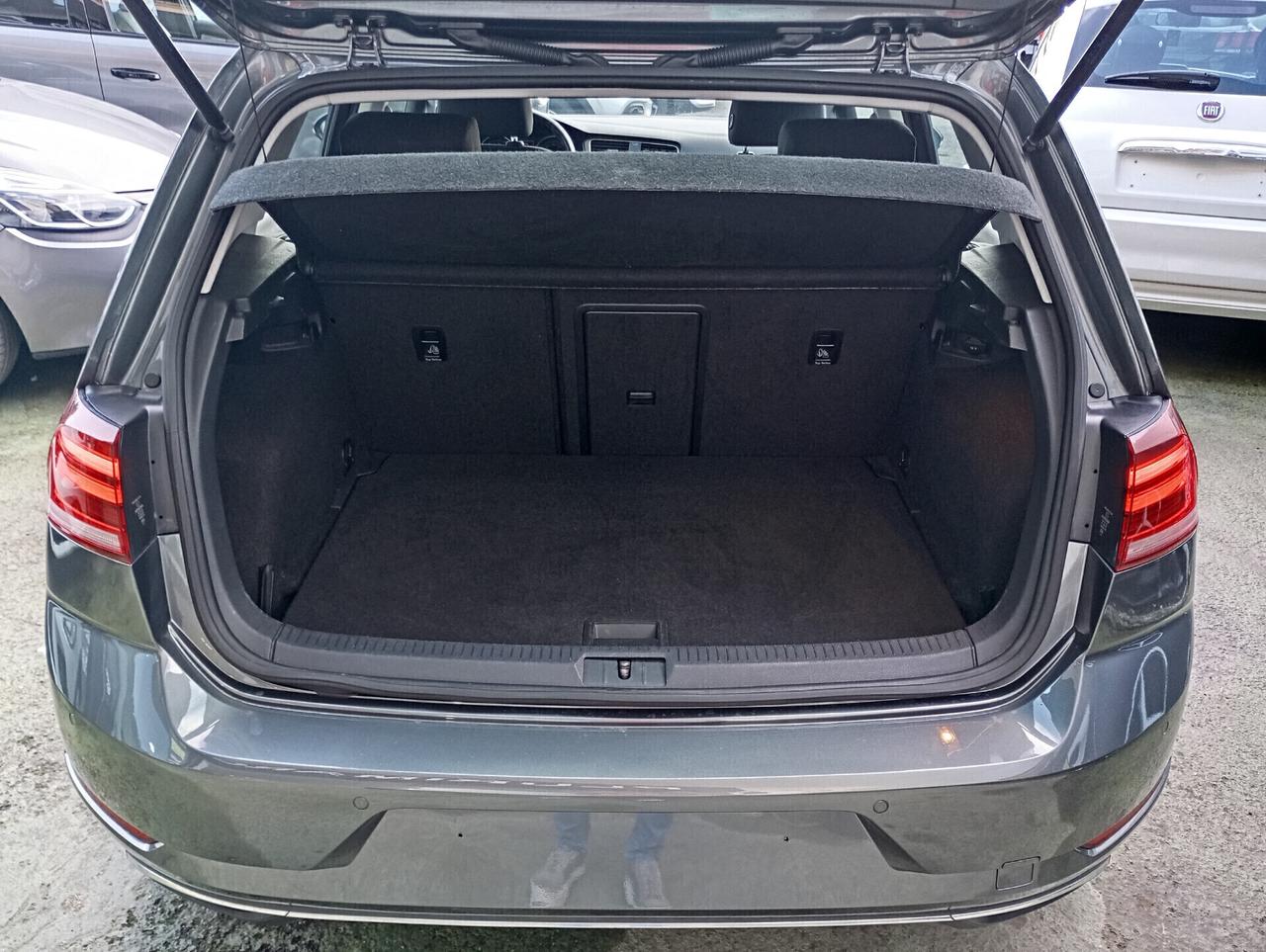 Volkswagen Golf 5P 1.6 TDI 115CV Business BMT