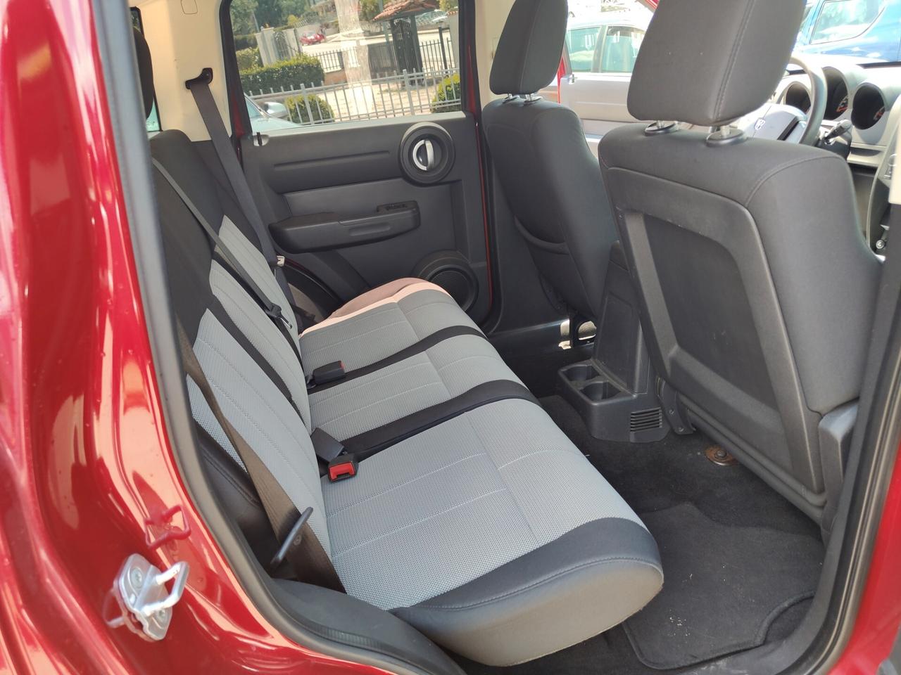 Dodge Nitro 2.8 CRD SXT 4WD Auto