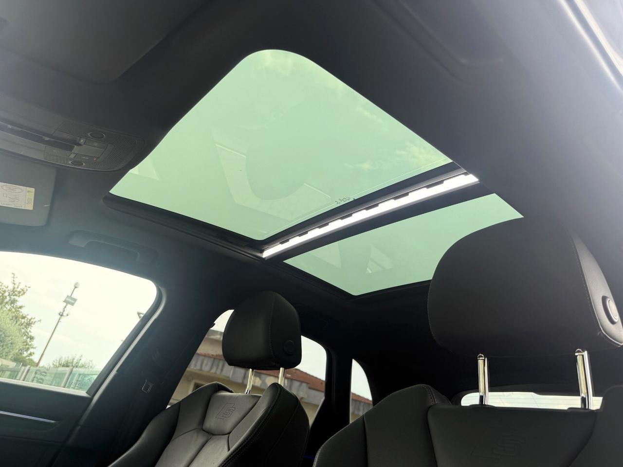 Audi Q3 45 TFSI e S tronic line edition