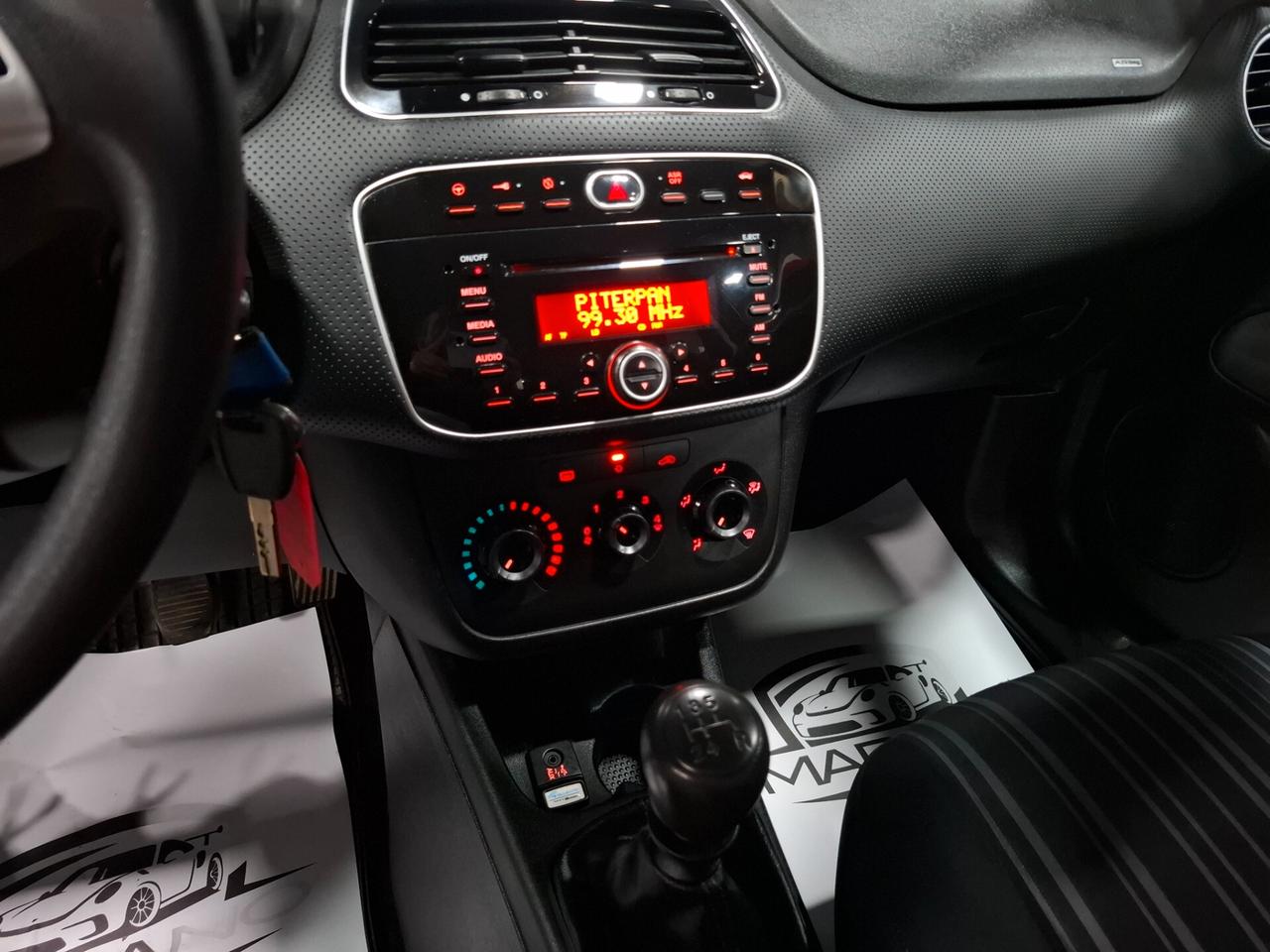 Fiat Punto Evo 1.4 benzina Neopatentato
