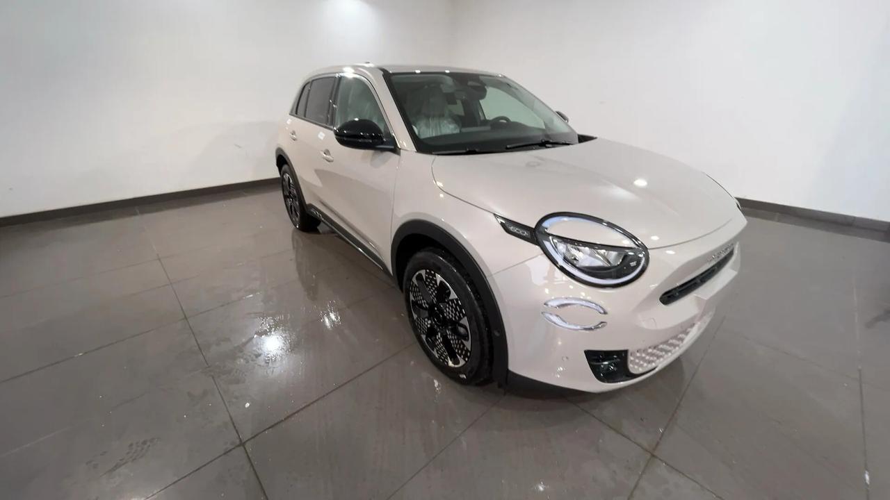 Fiat 600 Hybrid DCT MHEV 110cv La Prima '25 Km 0