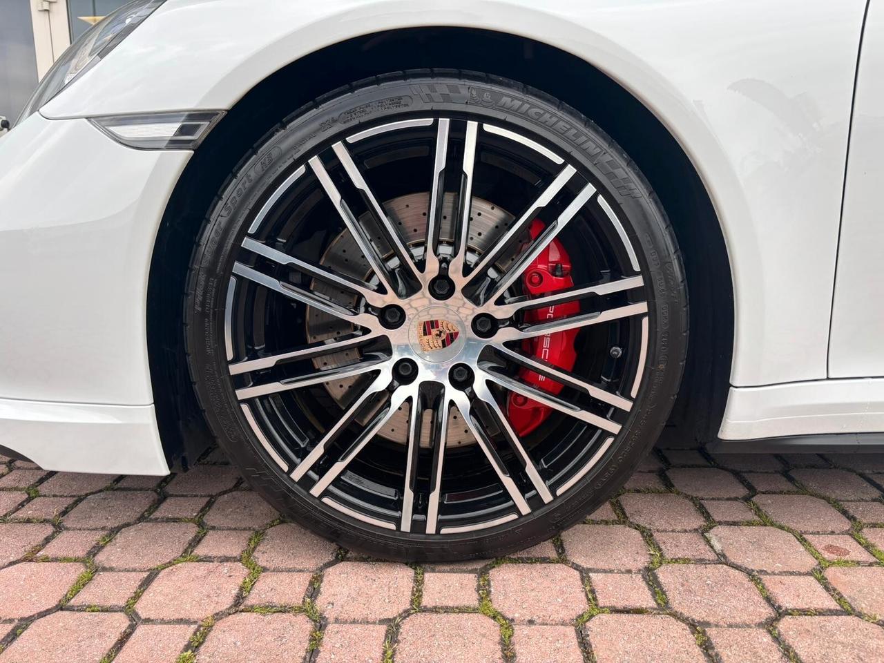 Porsche 911 3.8 Turbo Coupé