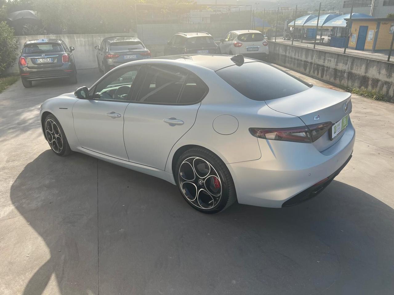 Alfa Romeo Giulia 2.2 TurboDiesel 210 CV AT8 AWD Q4 Competizione