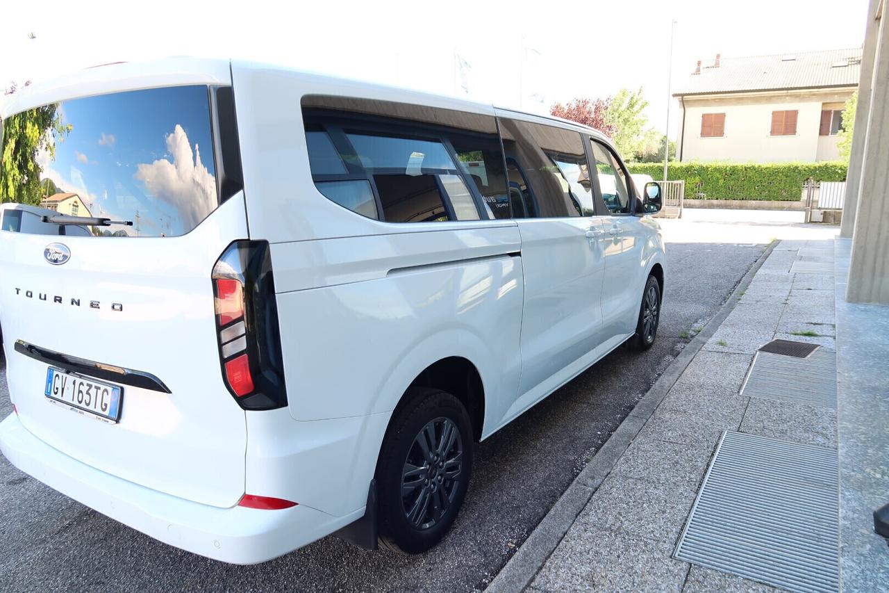 Ford Tourneo Custom 2.0 ecoblue Titanium 8p L2