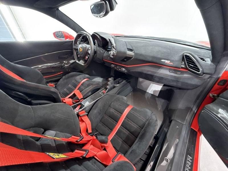 Ferrari 488 488 Pista