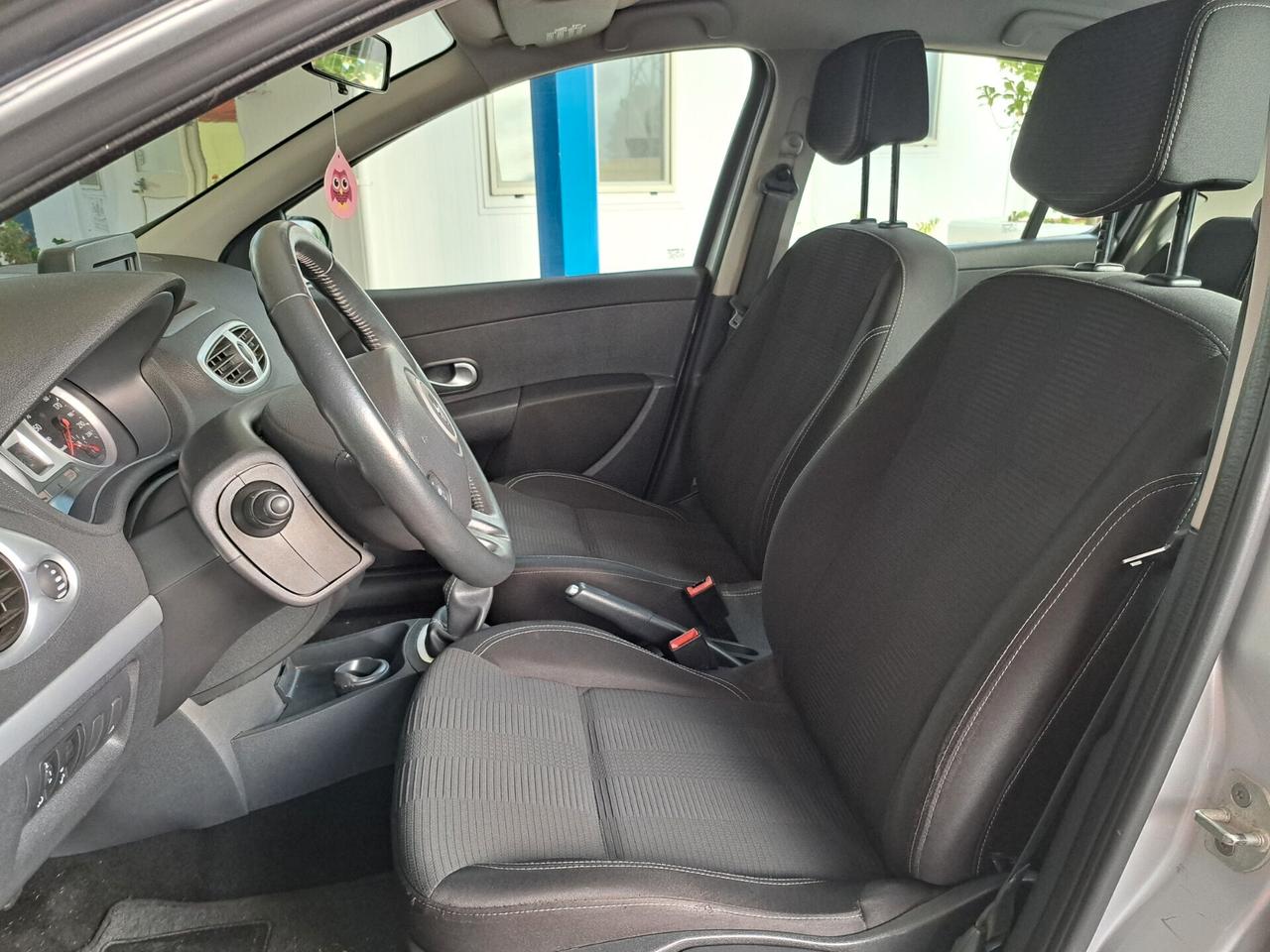 Renault Clio 1.2 Benz. 5 porte Confort