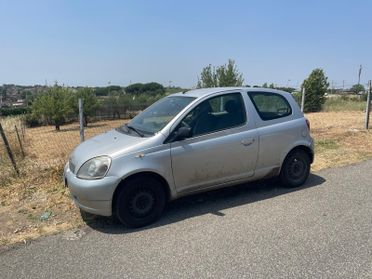 Toyota Yaris 1.0i 16V cat 3 porte