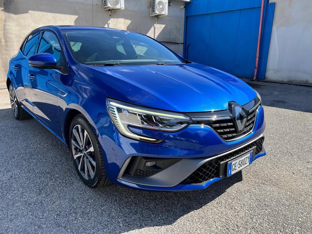 Renault megane-1.6 hybr. plug-in rs-line/aut.-2021