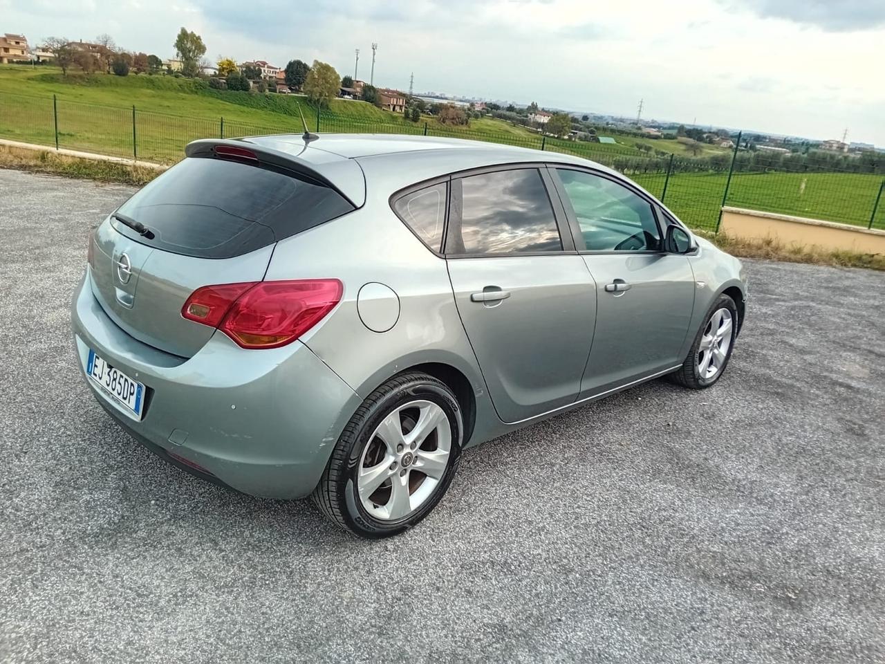 Opel Astra 1.7 CDTI 110CV 5 porte Cosmo